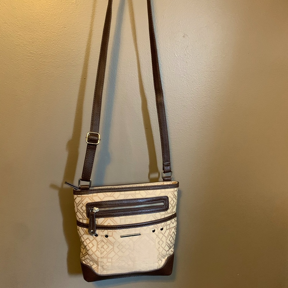 Jaclyn Smith crossbody bag